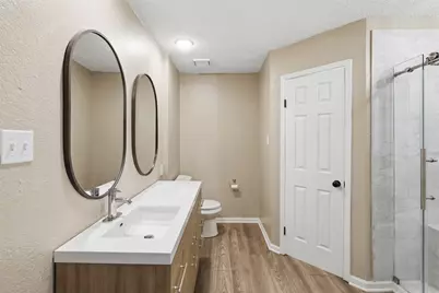 230 Teakwood Lane, Lewisville, TX 75067 - Photo 10