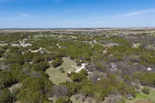 9009 Prairie Ridge Ct E, Cleburne, TX 76033 - Photo 20