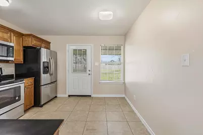 713 W Bond Street, Denison, TX 75020 - Photo 12