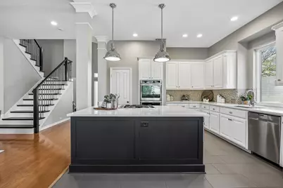 900 Water Oak Drive, Grapevine, TX 76051 - Photo 6