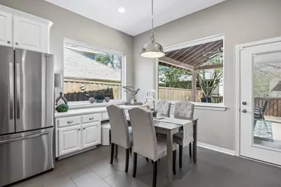 900 Water Oak Drive, Grapevine, TX 76051 - Photo 10