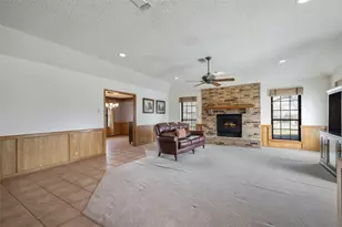 9 Quail Run St, Gainesville, TX 76240 - Photo 8