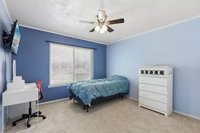 304 Lark Lane, Euless, TX 76039 - Photo 24