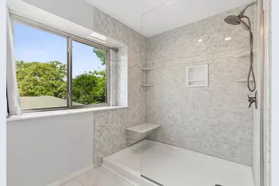 304 Lark Lane, Euless, TX 76039 - Photo 20