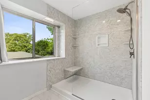 304 Lark Ln, Euless, TX 76039 - Photo 20