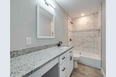 2619 Richland Avenue, Farmers Branch, TX 75234 - Photo 22