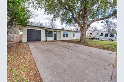 2619 Richland Avenue, Farmers Branch, TX 75234 - Photo 2