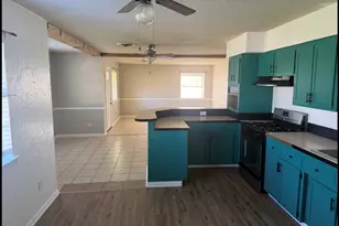 1306 21st St, Mineral Wells, TX 76067 - Photo 4