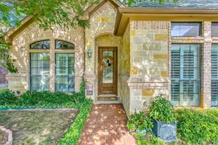422 Spyglass Dr, Willow Park, TX 76008 - Photo 2