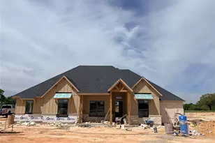 118 Guynell Rdg, Decatur, TX 76234 - Photo 1