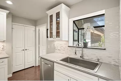 151 Creek Courts Drive, Trophy Club, TX 76262 - Photo 12