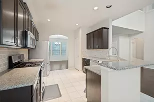 2309 Michelle Creek Dr, Little Elm, TX 75068 - Photo 8