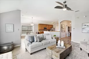 608 Lake Village Dr, McKinney, TX 75071 - Photo 12