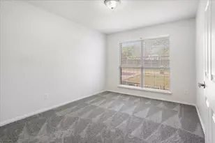 608 Lake Village Dr, McKinney, TX 75071 - Photo 20