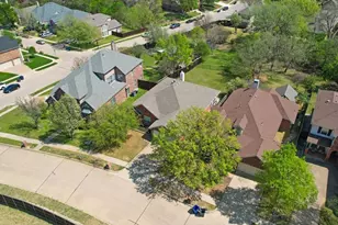 608 Lake Village Dr, McKinney, TX 75071 - Photo 38