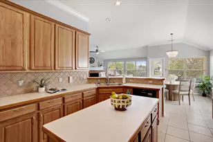 608 Lake Village Dr, McKinney, TX 75071 - Photo 18