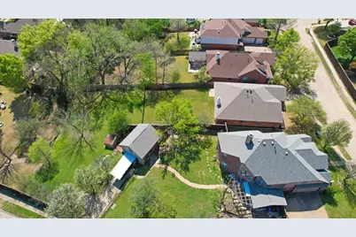 608 Lake Village Drive, McKinney, TX 75071 - Photo 36