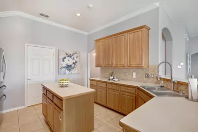 608 Lake Village Drive, McKinney, TX 75071 - Photo 16