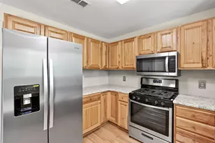 21 Horseshoe Dr, Highland Village, TX 75077 - Photo 6