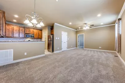 212 Bolivar Street #201, Sanger, TX 76266 - Photo 4