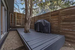 965 Easton Pl, Dallas, TX 75218 - Photo 38