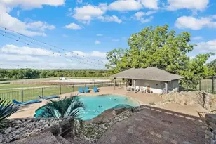 7128 County Rd 319, Alvarado, TX 76009 - Photo 20