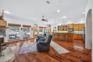 200 Cayuga Trail, Lake Kiowa, TX 76240 - Photo 16