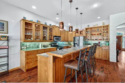 200 Cayuga Trail, Lake Kiowa, TX 76240 - Photo 14