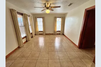 2431 N Jefferson, Mt Pleasant, TX 75455 - Photo 8