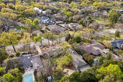 13806 Hughes Lane, Dallas, TX 75240 - Photo 36