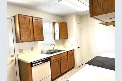 2500 E Park Boulevard #3, Plano, TX 75074 - Photo 4