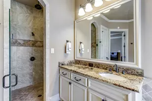 6800 Woodland Hills Dr, North Richland Hills, TX 76182 - Photo 22