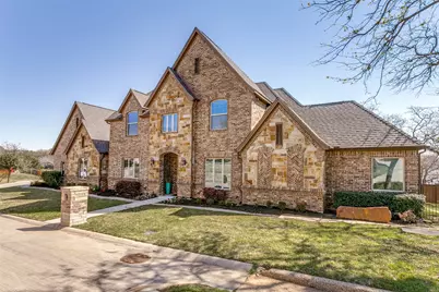 6800 Woodland Hills Drive, North Richland Hills, TX 76182 - Photo 2