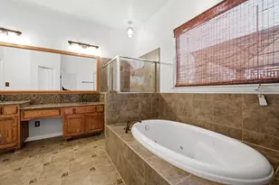 132 Silver Rose Blvd, Burleson, TX 76028 - Photo 20