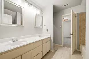 132 Silver Rose Blvd, Burleson, TX 76028 - Photo 34