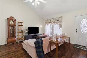 3002 Lynnwood Dr, Arlington, TX 76013 - Photo 6