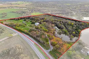 2151 Lipan Hwy, Granbury, TX 76048 - Photo 40