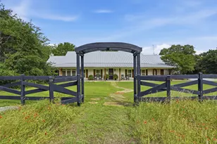 2151 Lipan Hwy, Granbury, TX 76048 - Photo 2