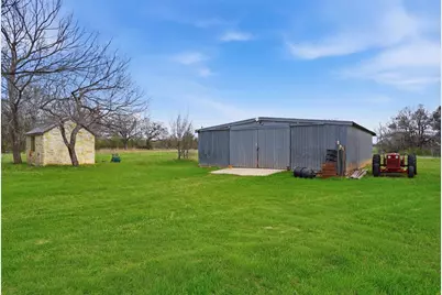 2151 Lipan Highway, Granbury, TX 76048 - Photo 34