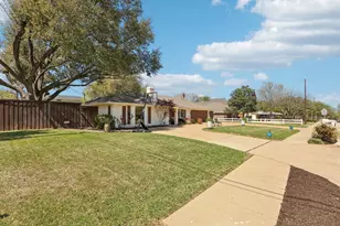 149 S Moore Rd, Coppell, TX 75019 - Photo 2