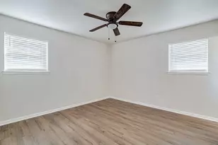 512 Kemper Ave, Crowley, TX 76036 - Photo 18