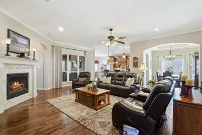 2262 Cedar Grove Drive, Cleburne, TX 76033 - Photo 4