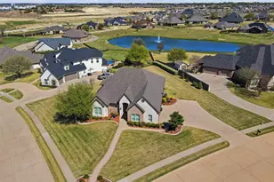 2262 Cedar Grove Dr, Cleburne, TX 76033 - Photo 1