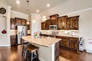 321 Prairie Hill Trail, Lewisville, TX 75056 - Photo 10