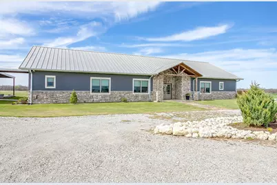 19611 N County Line Road, Ponder, TX 76259 - Photo 8