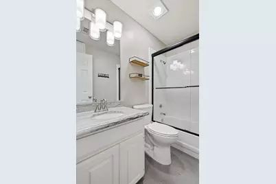 2094 Montclair Lane, Lewisville, TX 75067 - Photo 30