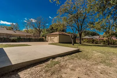 1835 Cedar Crest Boulevard, Dallas, TX 75203 - Photo 30