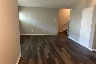 3300 Edgewood Dr, Garland, TX 75042 - Photo 4