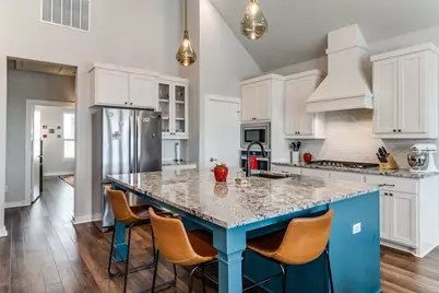 2220 Rook Drive, Dallas, TX 75211 - Photo 2