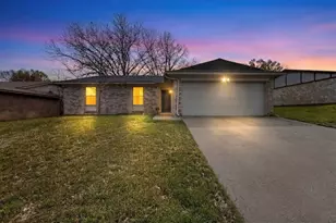 733 Reveille Rd, Fort Worth, TX 76108 - Photo 1